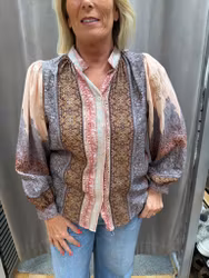 Mönstrad bohemisk skjortblus
