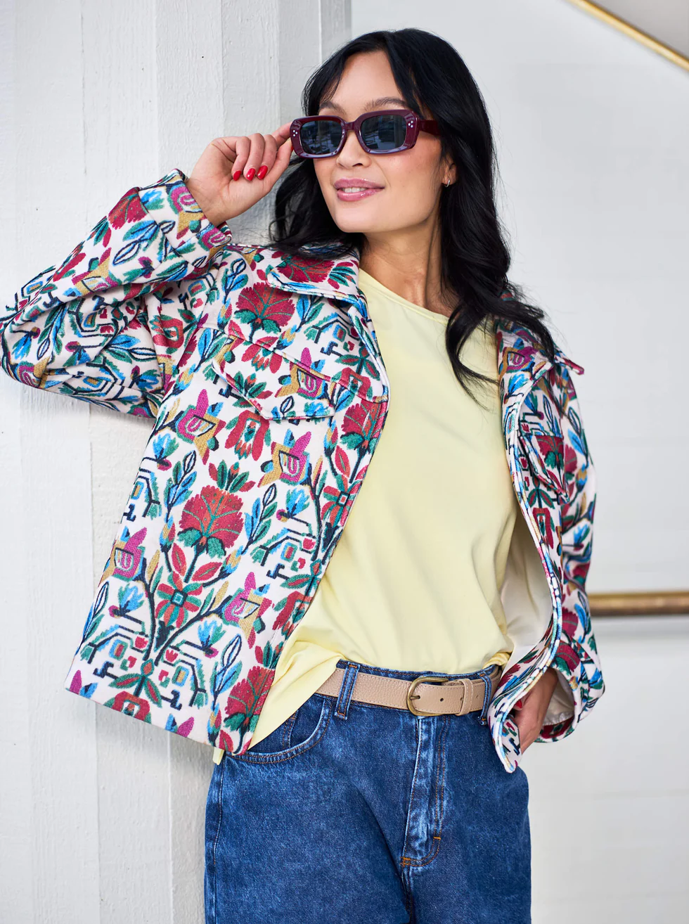 Mönstrad jacka i kort modell