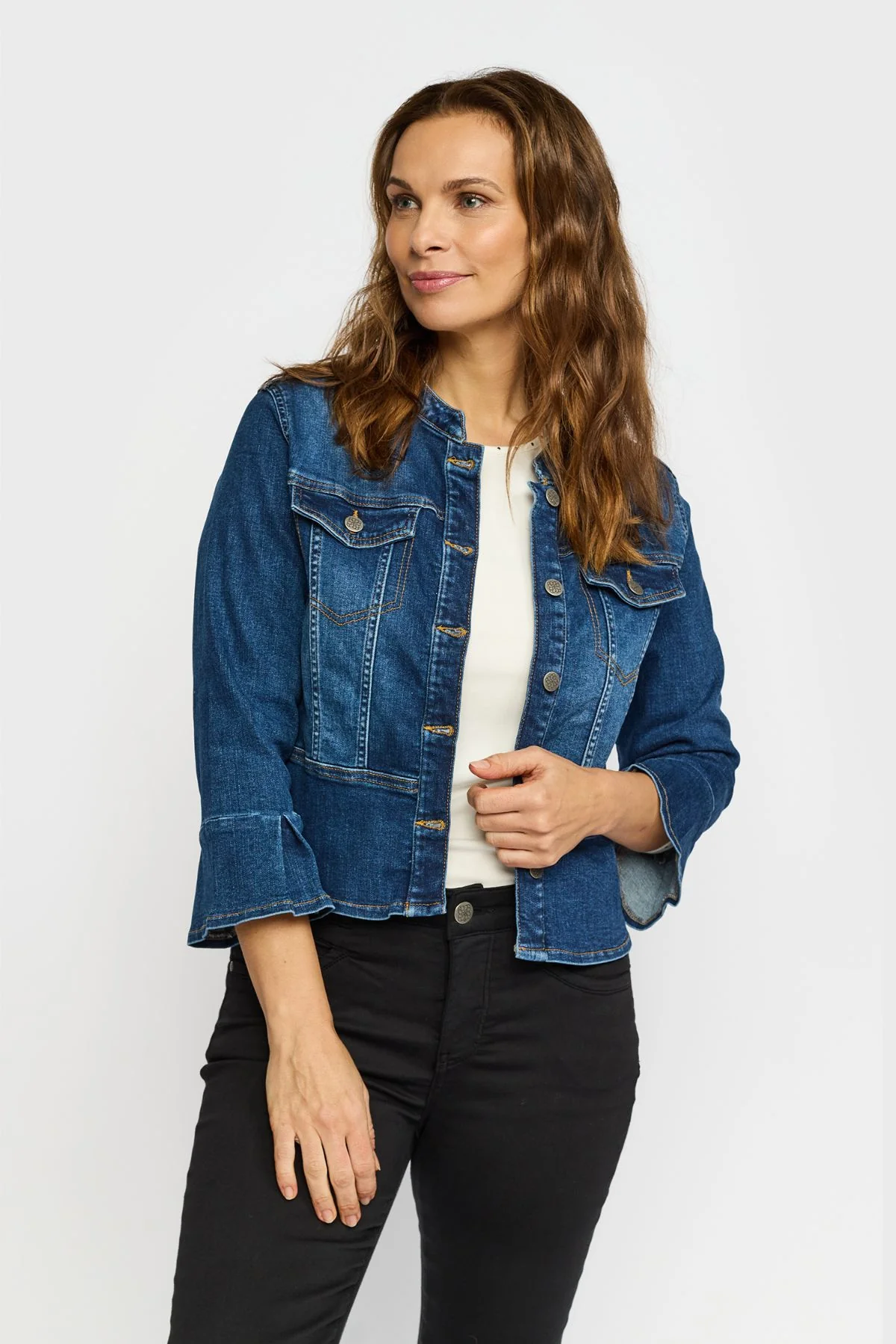 Jeansjacka med volanger