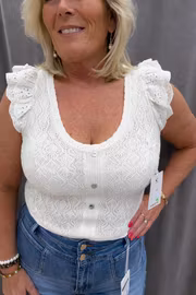 Kort Off white holkärmstopp i spets