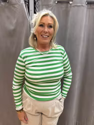 Randig ribbad topp med lång ärm grön/vit