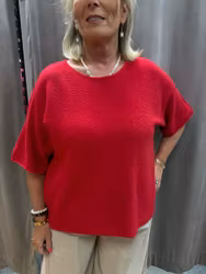 Röd mjuk stickad t-shirt