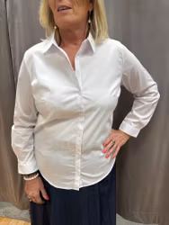 Vit klassisk skjorta