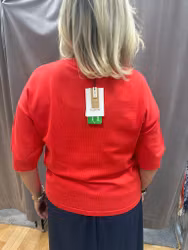 Vallmoröd stickad topp