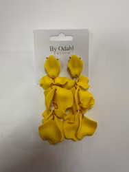 Örhängen med gula löv