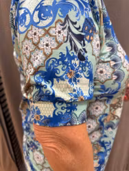 Turkos mönstrad t-shirt