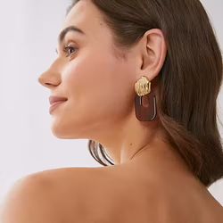 Big gold and resin earring