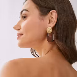 Big gold and resin earring