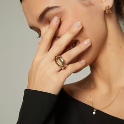 Lip ring gold
