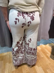 Tunn byxa i linnemix med print - bordeaux