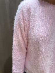 Ljusrosa fluffig tröja