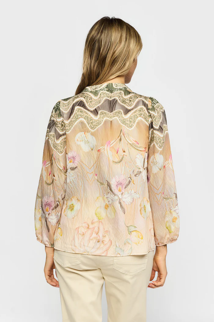 Sandfärgad V-ringad blus med orkidéer
