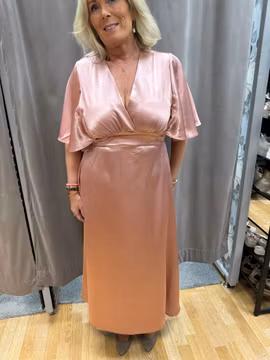 Rosa långklänning i satin