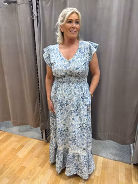 Blåblommig maxiklänning i linnemix