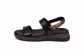Svarta sandaler med leoparddetaljer