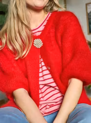 Röd stickad kofta i mohair