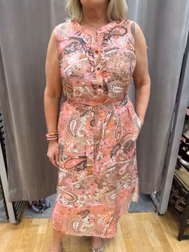 Ärmlös paisley klänning i korall