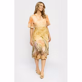 Mönstrad klänning med resår baktill