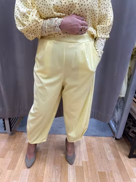 Gula mjuka barrel pants