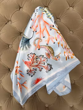 Blå scarf med sjöhästar