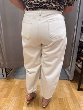 Off White barrel jeans