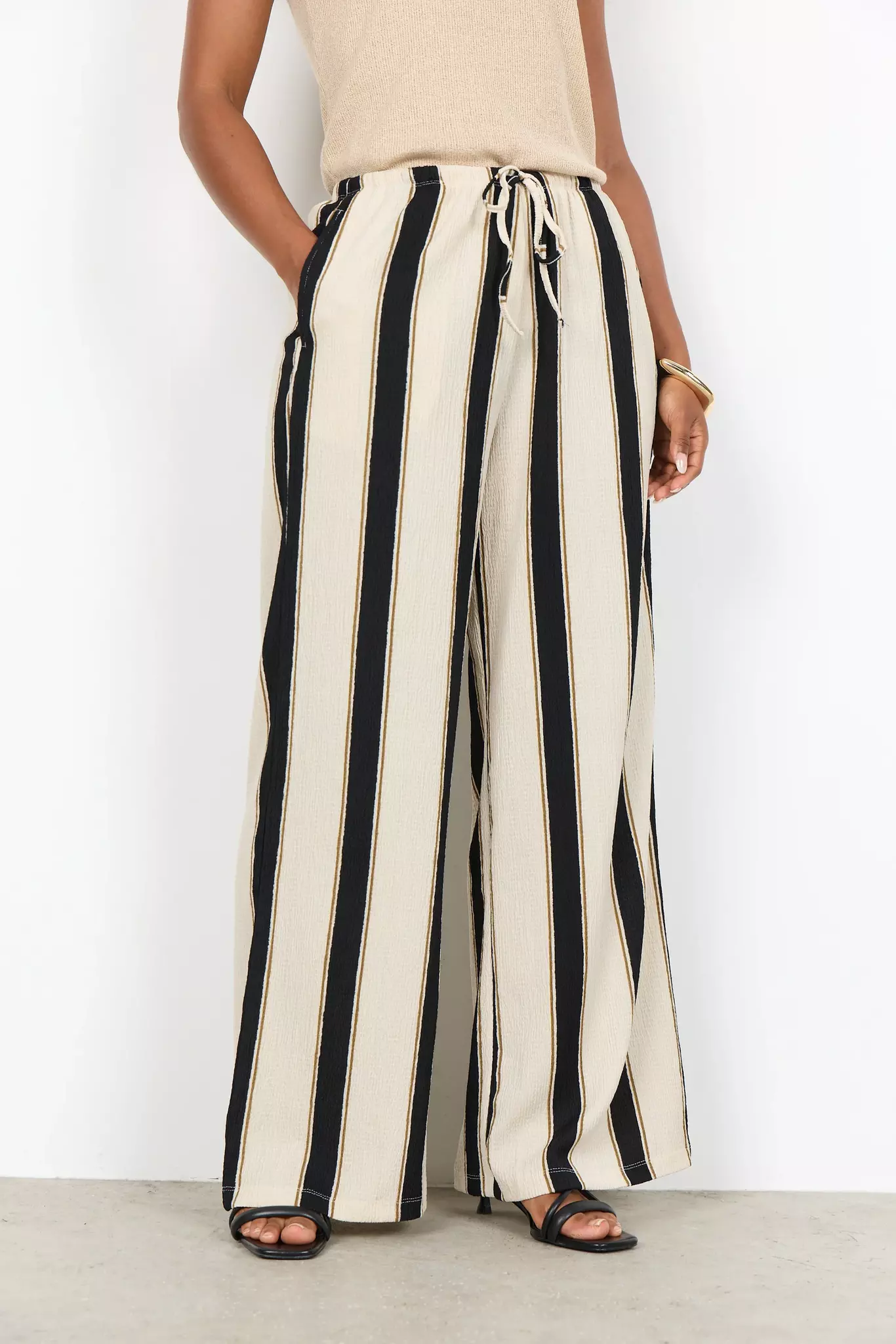 Randig byxa i stretchigt material