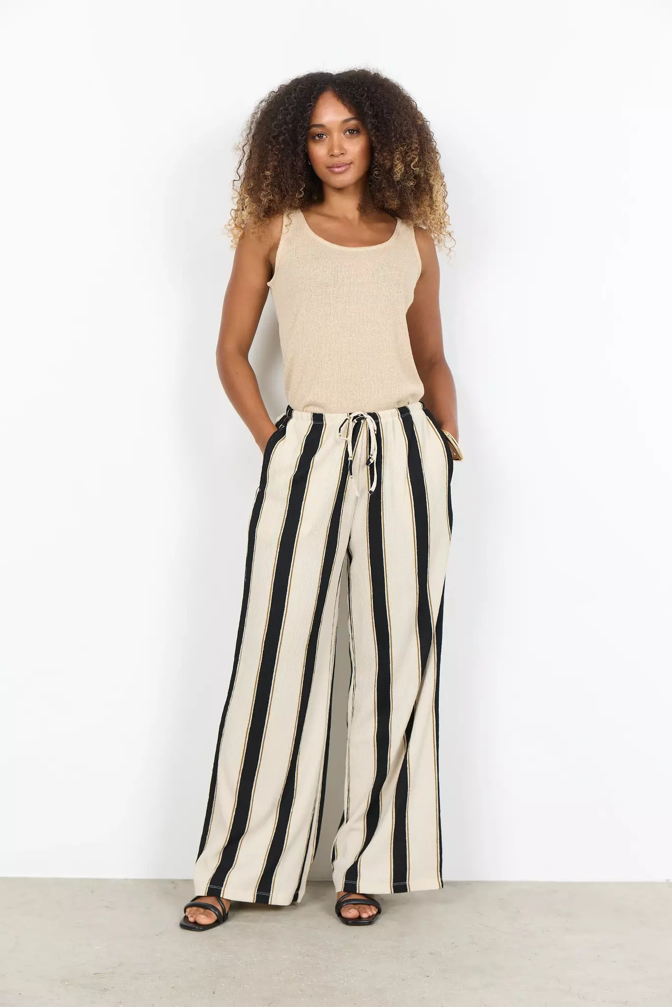 Randig byxa i stretchigt material