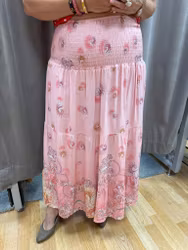 Ljusrosa kjol med smock