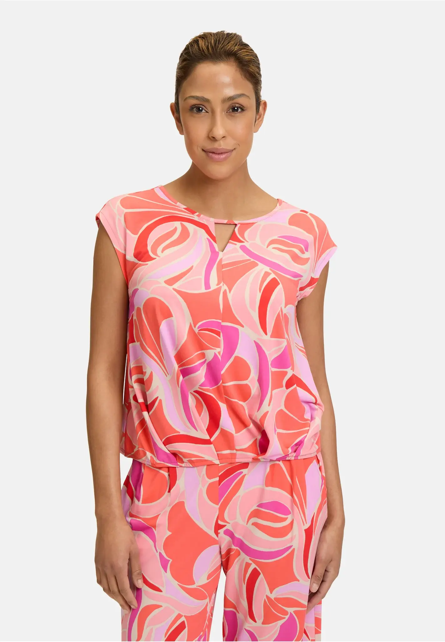 Mönstrat linne i rosa och corall toner