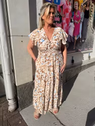 Maxiklänning i cremevitt med bruna/blå blommor