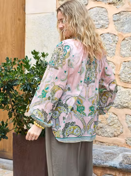 Ljusrosa paisley blus