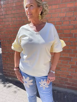 Gul T-shirt med volangärm