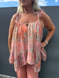 Paisley volanglinne i korall och rosa