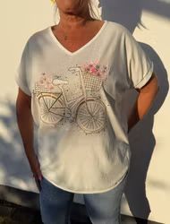 LUCKA 7 - Cremevit t-shirt med cykel och bling - ord. pris 449 kr