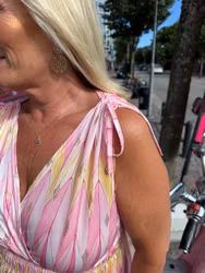 Rosa och gul mönstrad maxi slinkklänning