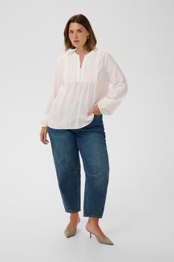 KAgalina vit blus med spetsdetaljer