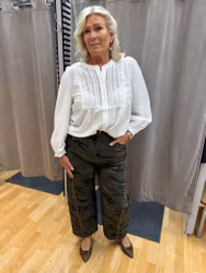 Kamouflage ballongjeans med nitar