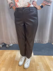 Bydaja Mörkbruna byxor i fuskskinn