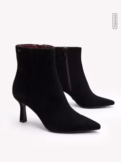 Svarta ankelboots med spetsig tå