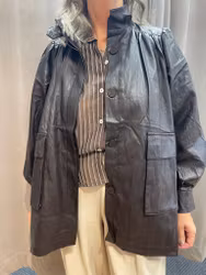 Mörkbrun oversize jacka i skinnimitation