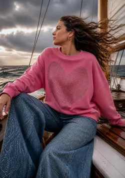 Rosa sweatshirt med strasshjärta