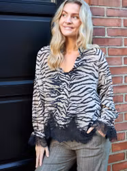 BCSALMA Zebra blus med spets