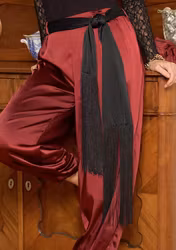 BCMONIQUE Satinscarf med fransar