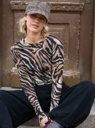 BCALBA Zebramönstrad kashmir meshtopp