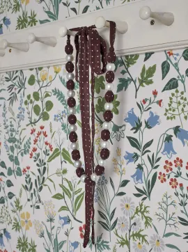 BCPOSY Halsband med brunt knytband