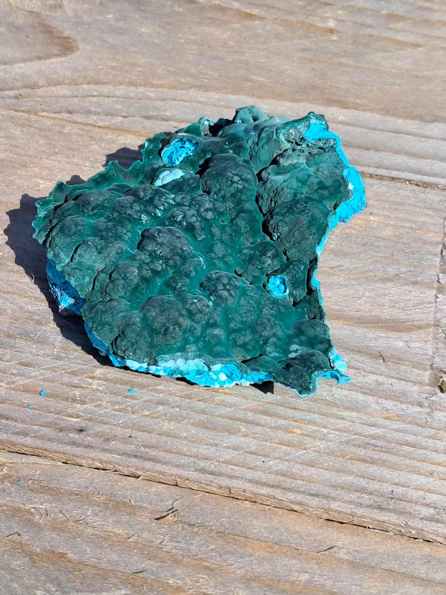 Malakolla, botryoidal, 117gr, 95*80*25mm