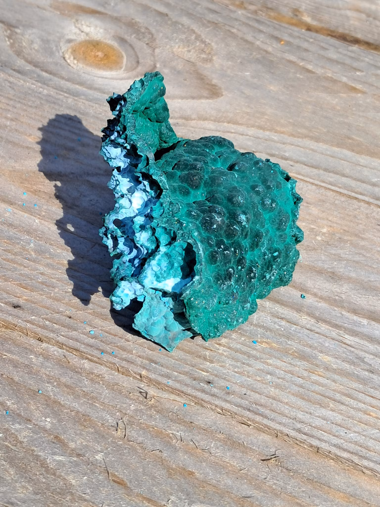 Malakolla, botryoidal, 144gr, 80*75*50mm