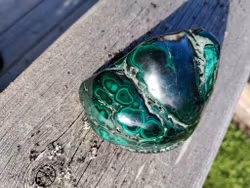 Malakit, 234gr, 70mm