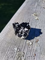 Schorl/svart Turmalin på matris, 29gr