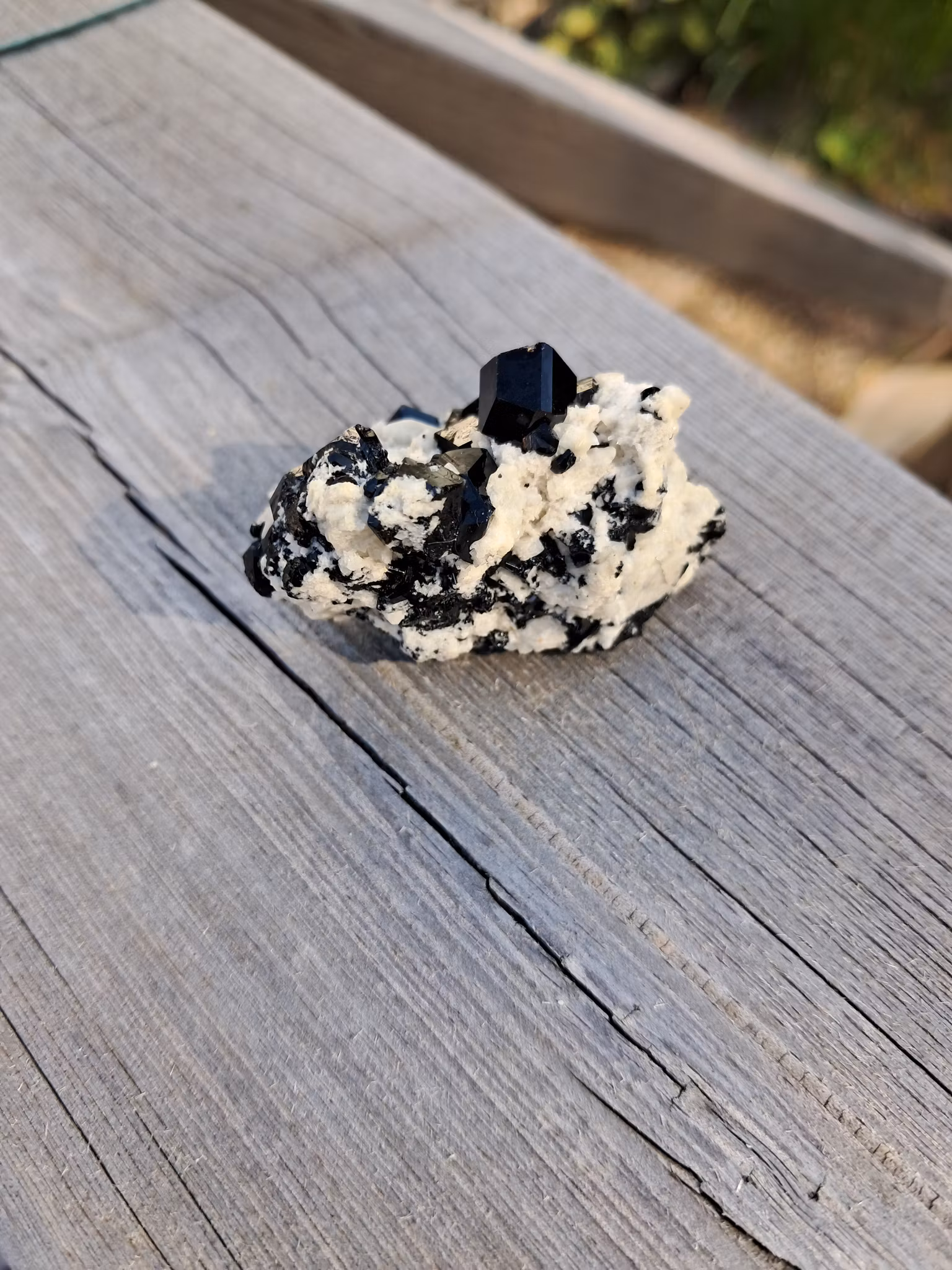 Schorl/svart Turmalin på matris, 39gr